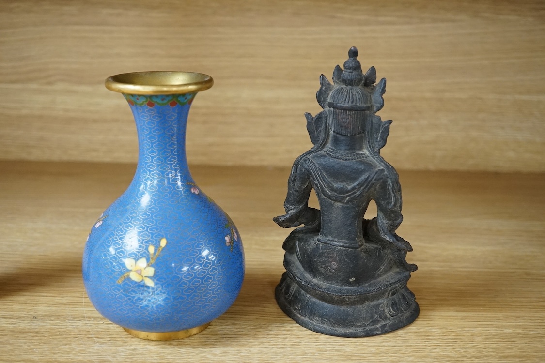 A Chinese blue cloisonné enamel vase and a Tibetan bronze of a Tara, tallest 17cm